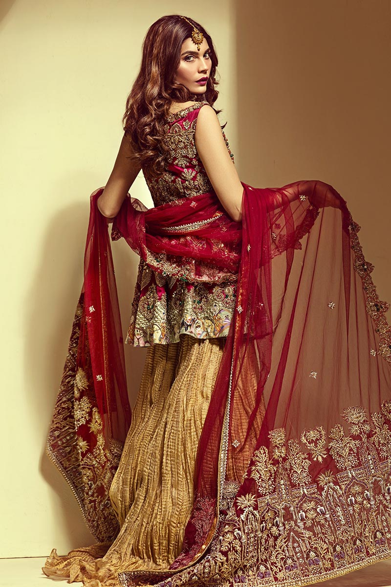 Designer Bridal Mehendi Outfit