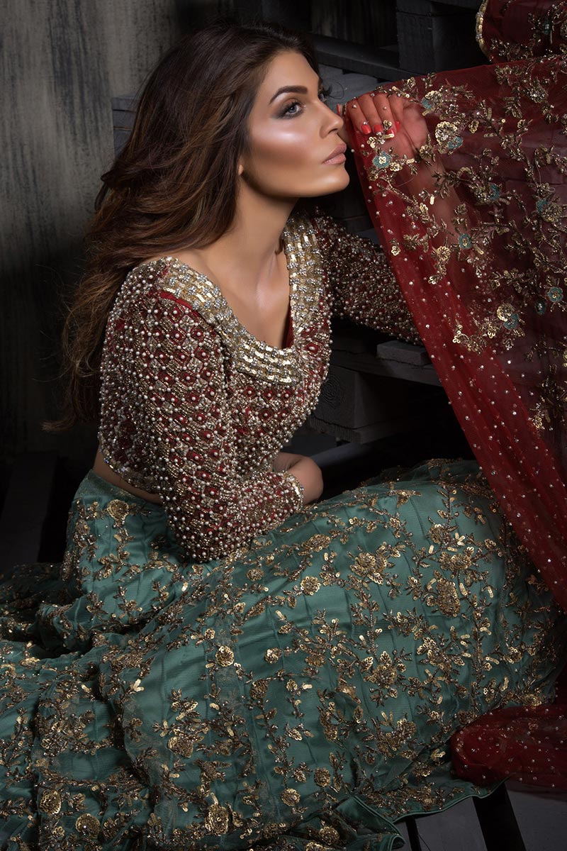 mehendi lehenga outfit