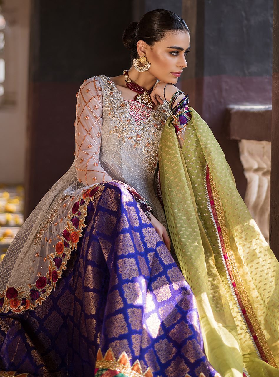 Zainab Chottani Mehndi Dresses with Prices
