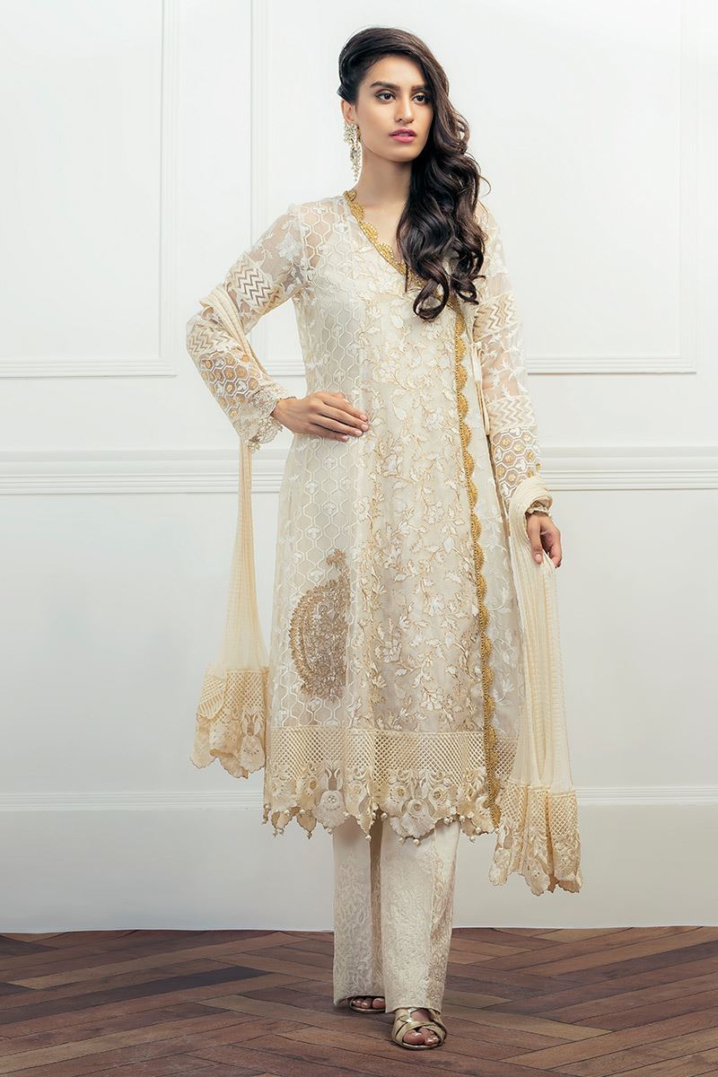 Organza Angrakha Simple Mehndi Dress by Aisha Imran