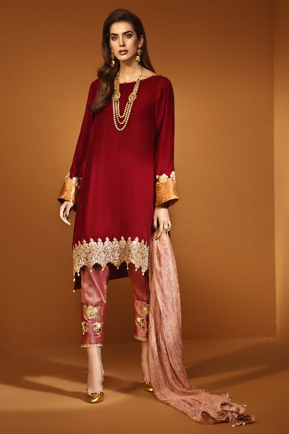 Velvet Mehndi Dress by Ammarah Khan