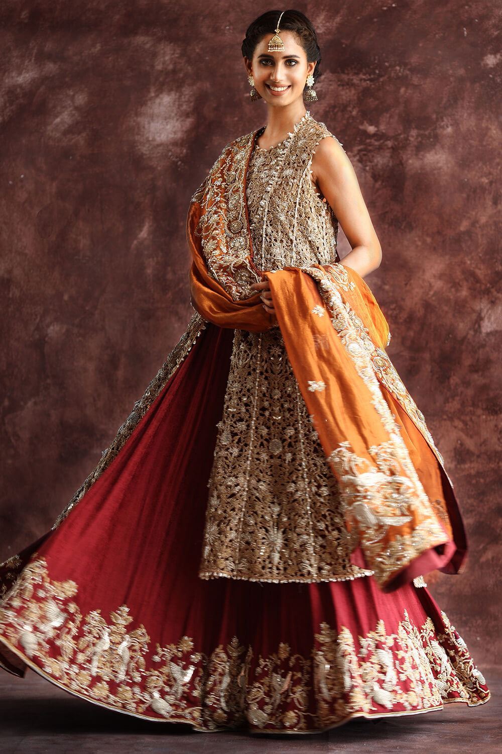 mehndi outfits for indian brides