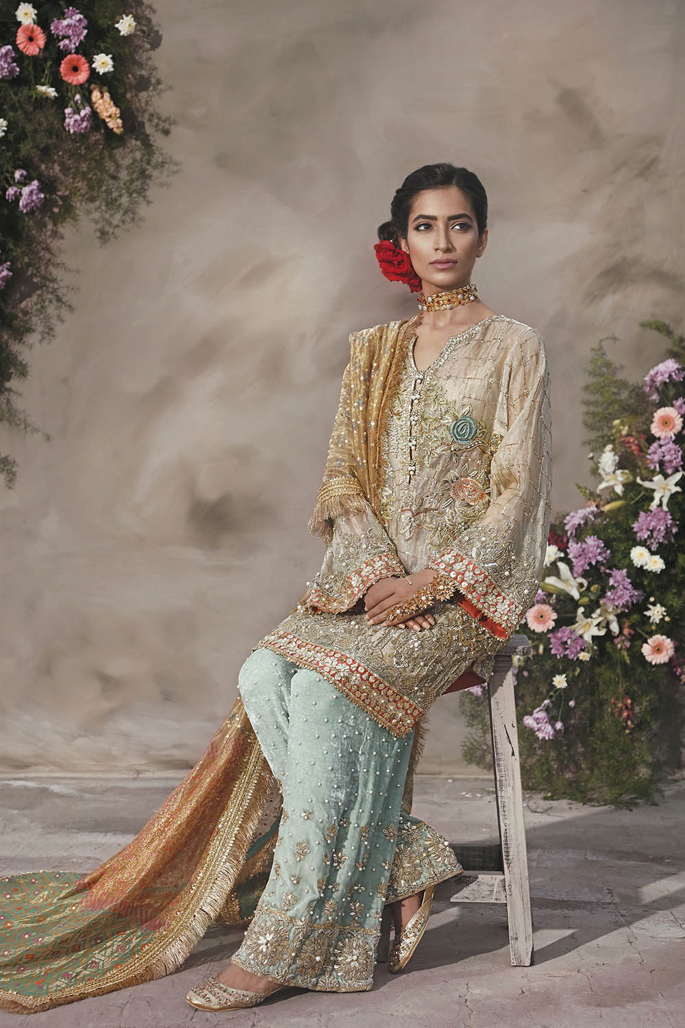 mehendi outfits for bride