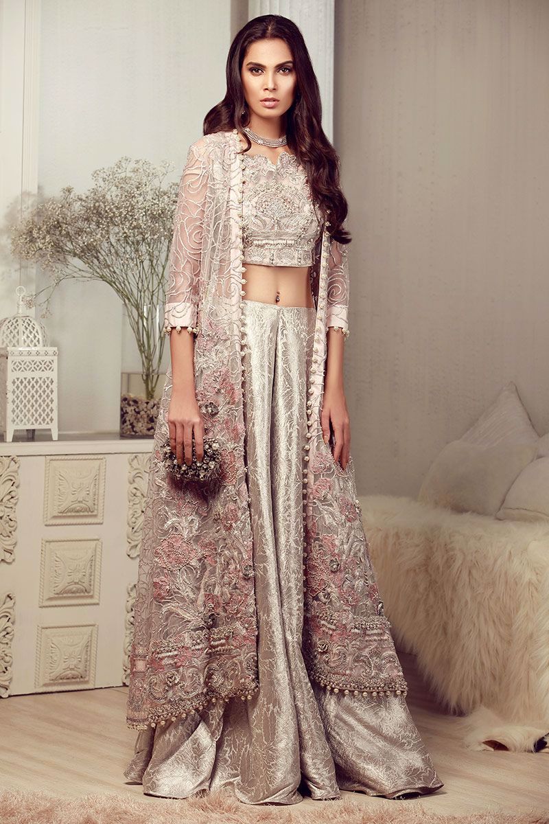 dresses for mehndi function for bridesmaids