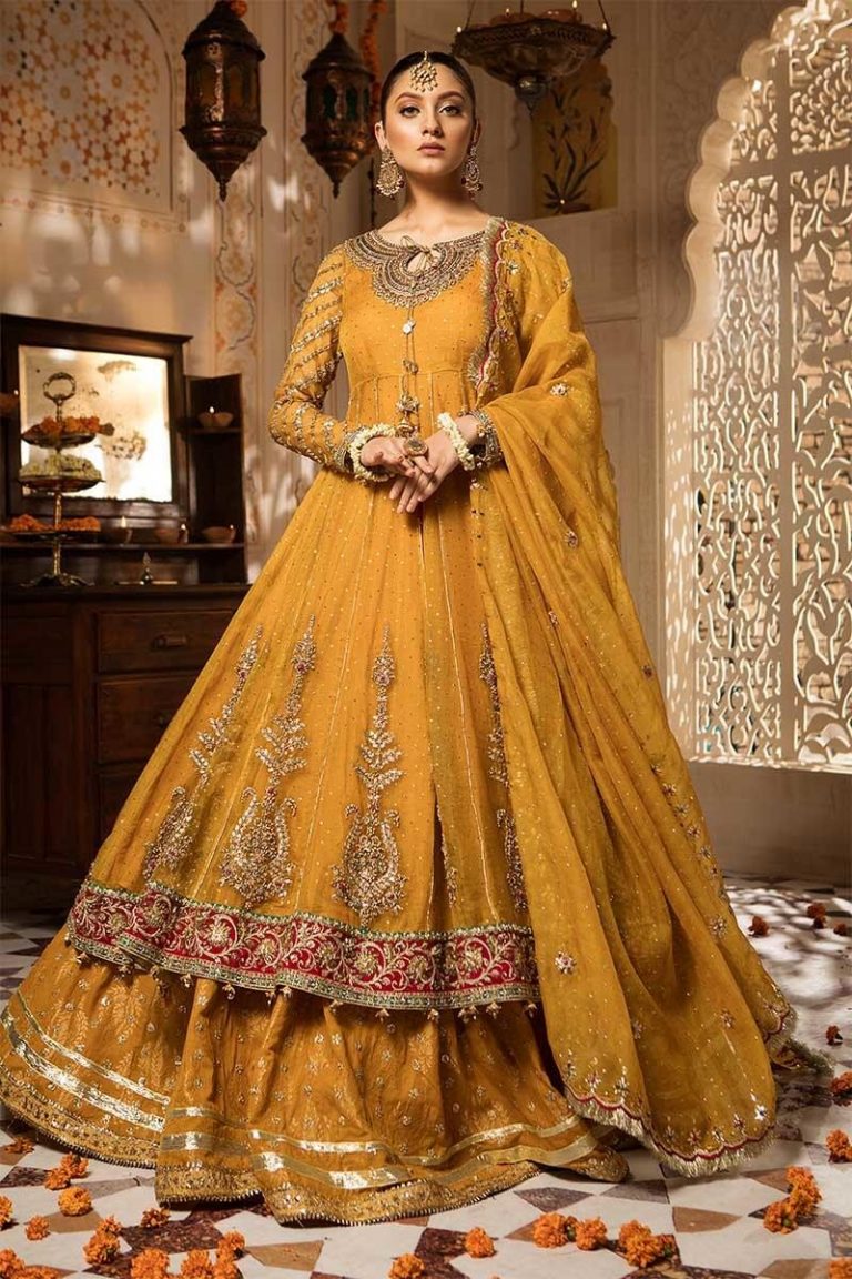 Mehndi Outfits for Bridesmaids