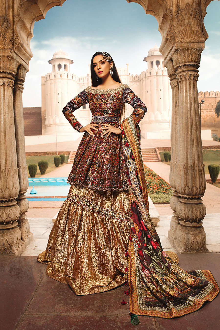 mehndi bridesmaid outfits
