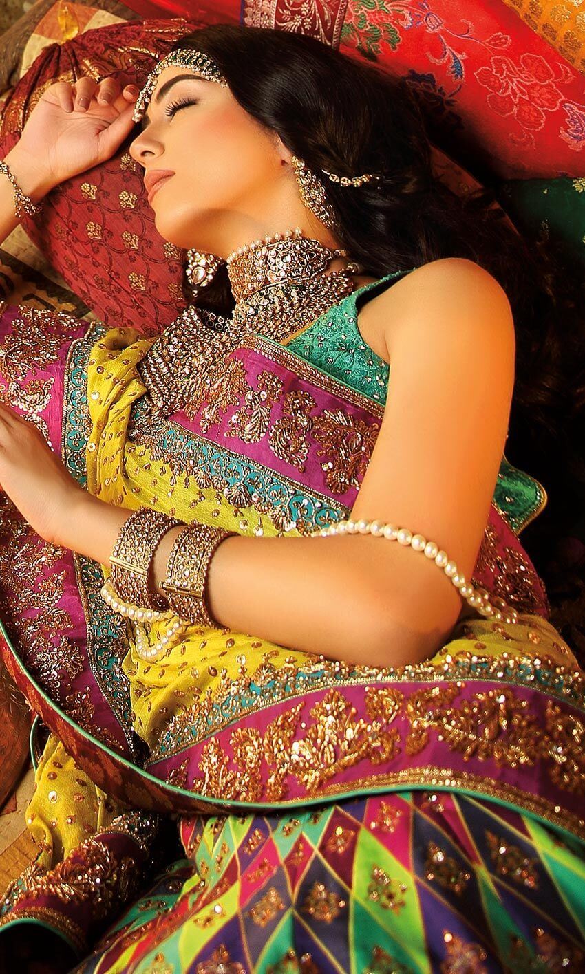 green and yellow mehndi dresses by Nomi Ansari